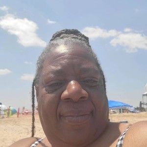 Meet your Posher, Rhonda